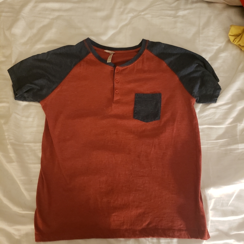 Pocket tee